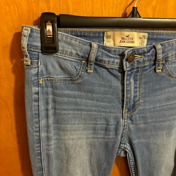 Hollister Low Rise Jean Legging Size 1R W25‎ L29 - Picture 3 of 12